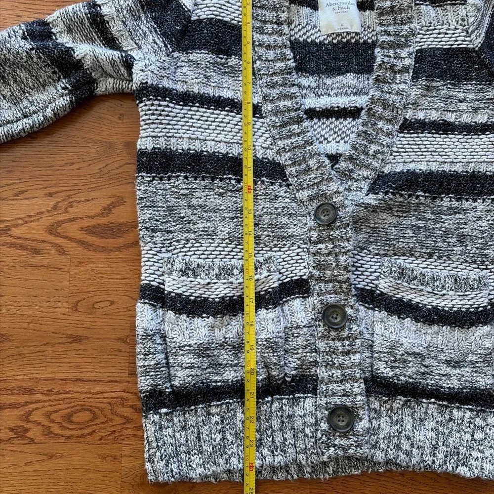 Abercrombie Cardigan Sweater Women Knit Boyfriend Pockets M Striped Black Gray V